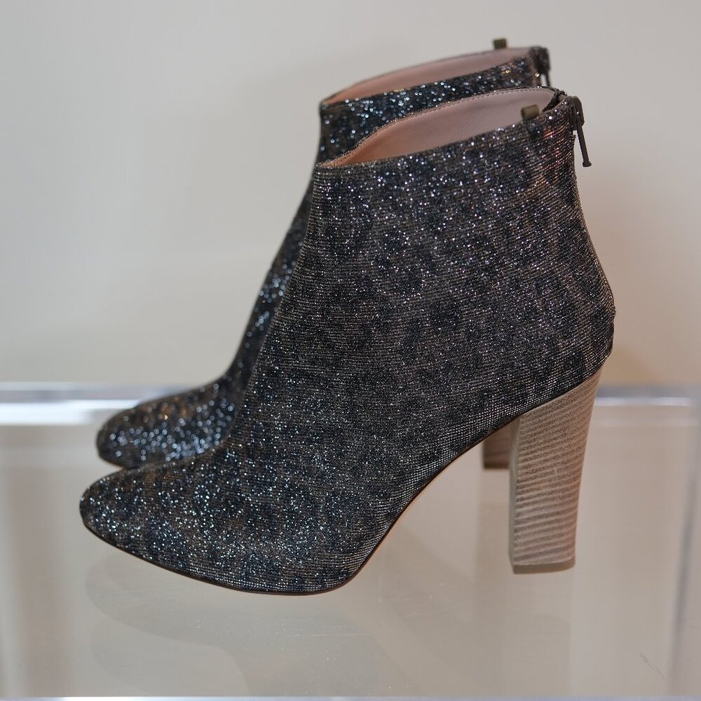 SJP BY SARAH JESSICA PARKER MINNIE SAMPLE VARIOUS SIZES